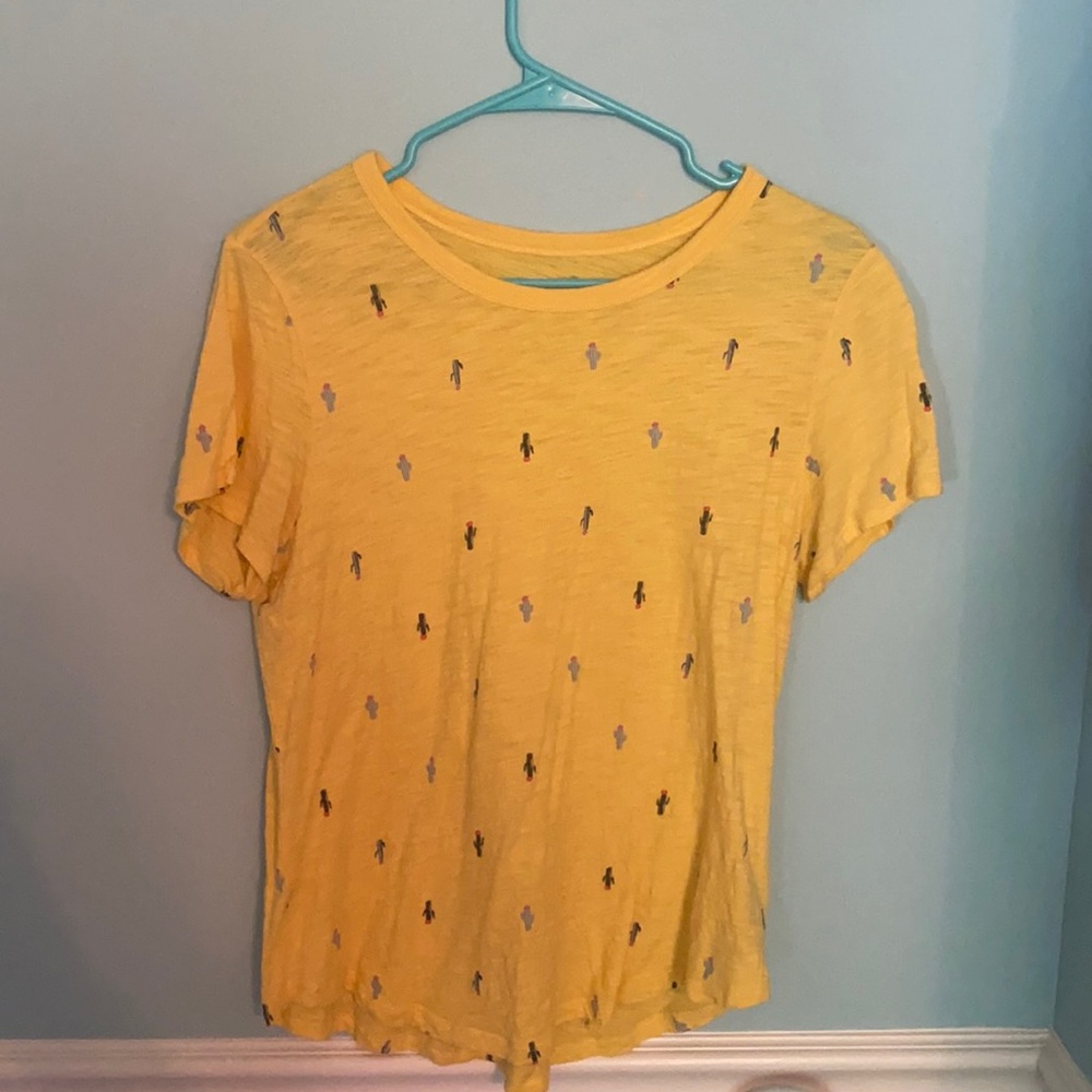 Old Navy Cactus T-shirt/ S: Women’s Medium